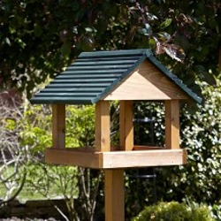 Bird Cuisine 150cm, a traditionally styled bird table manufactured from quality Swedish redwood.