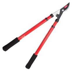 Amtech. Telescopic handles extend over 30